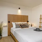 Almi Of Naxos Aparthotel
