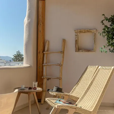 Almi Of Naxos شقة فندقية 4*