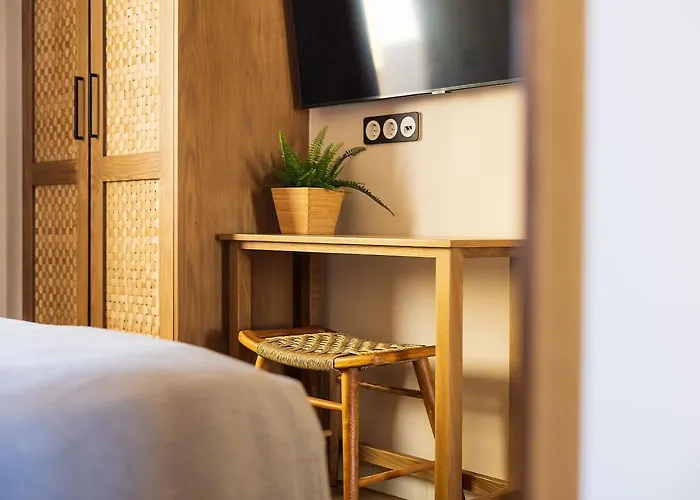 Almi Of Naxos Aparthotel