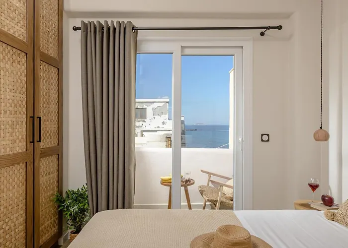 Almi Of Naxos Aparthotel
